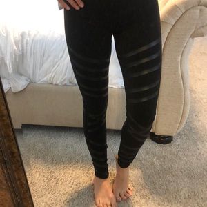 ALO Yoga Leggings